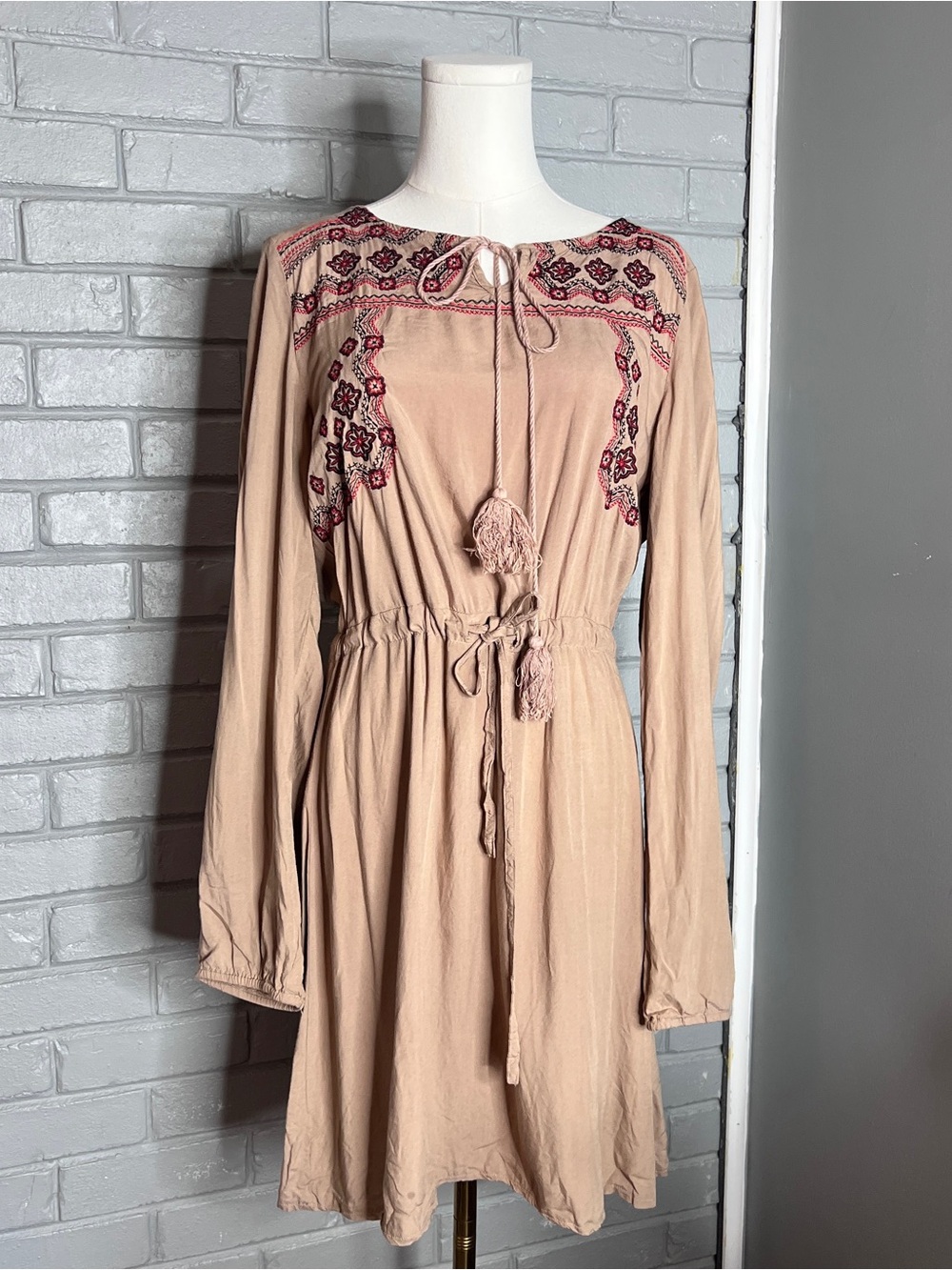 Rock & Roll Cowgirl Embroidered Boho Aztec Tunic Long Sleeve Dress Size Medium - Picture 4 of 14
